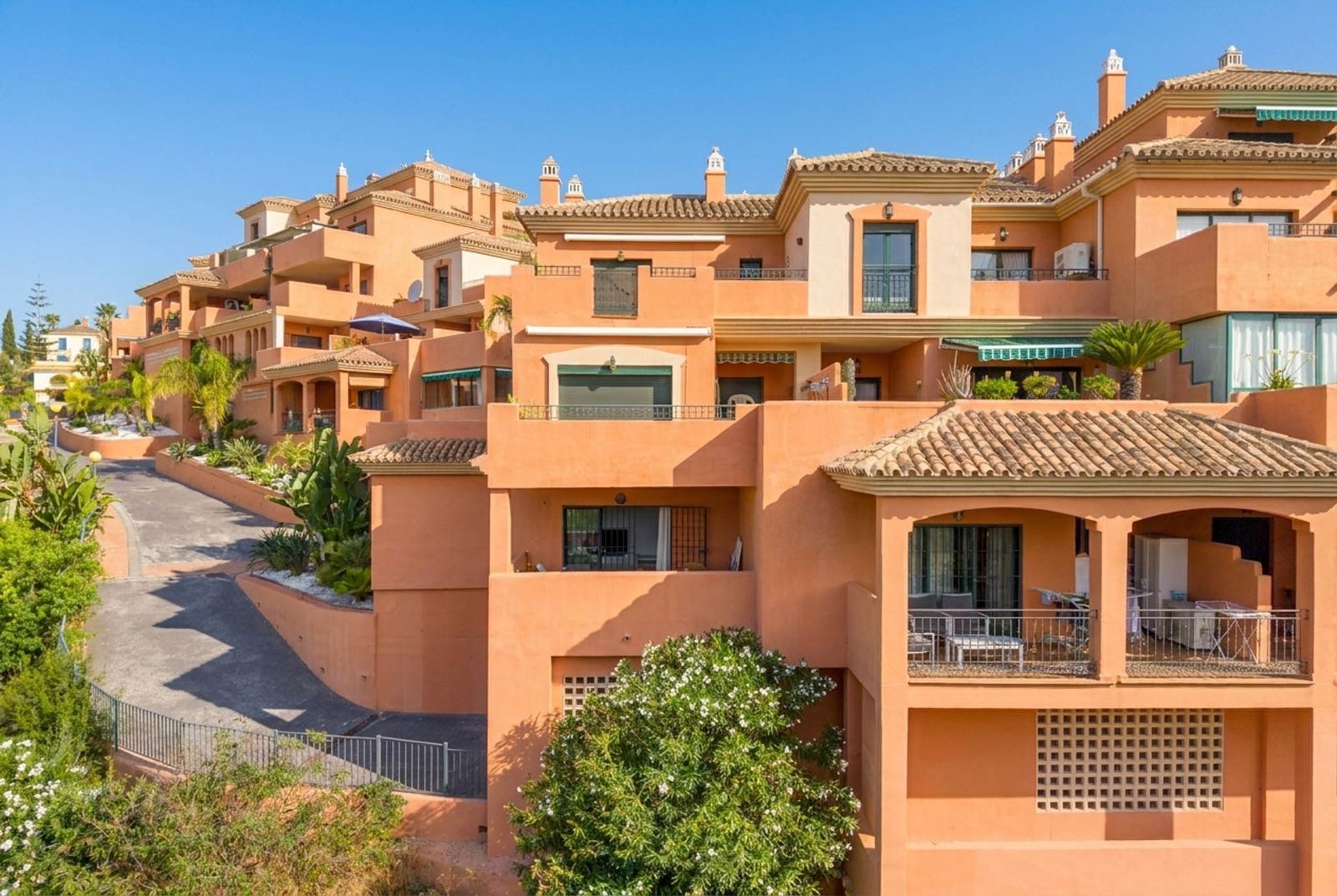 3-bedroom Ground Floor Apartment in Elviria