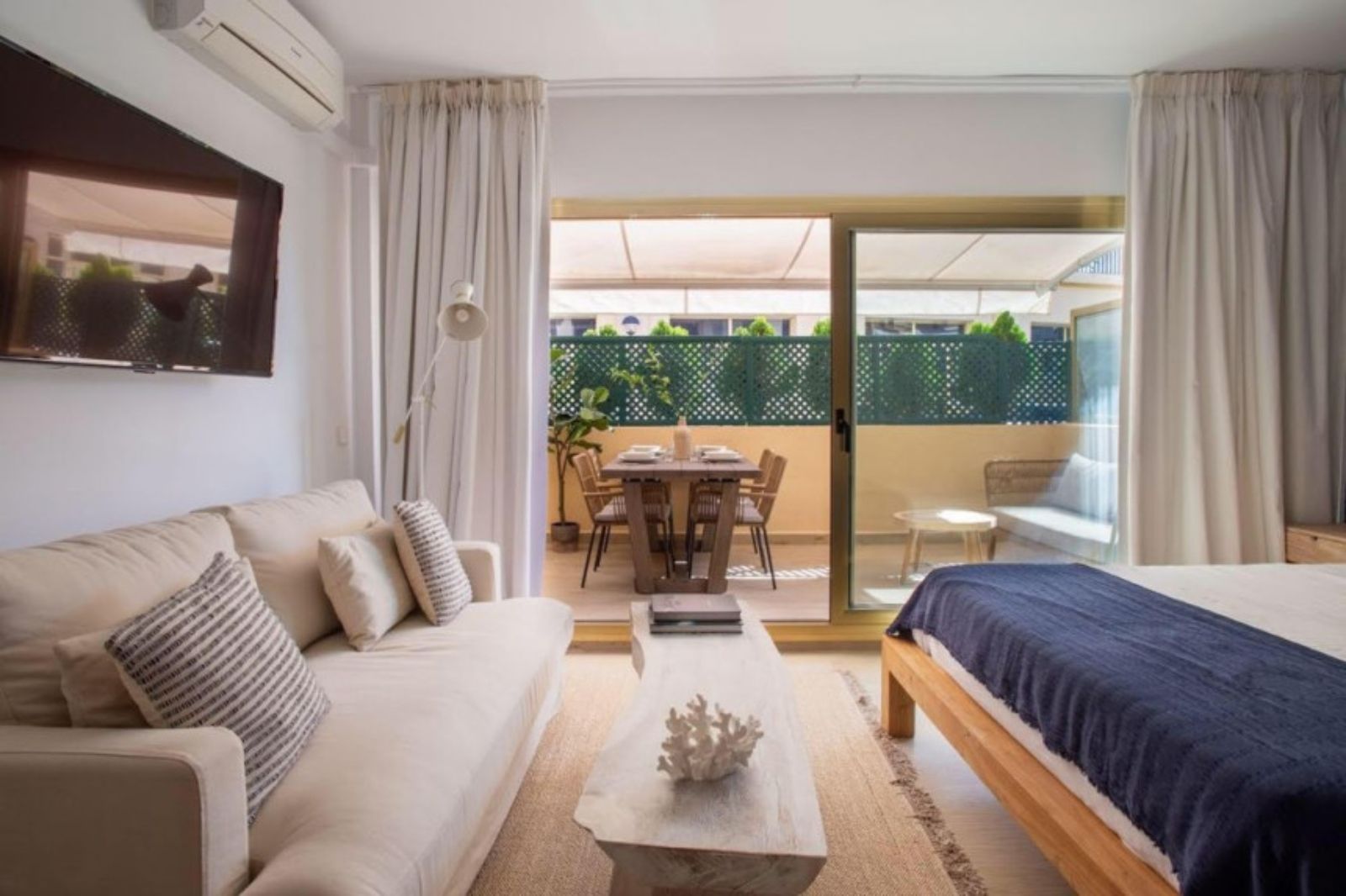 1-bedroom Ground Floor Apartment in Elviria