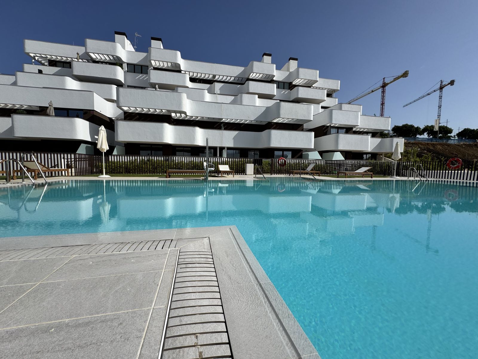 2-bedroom Apartment in Estepona