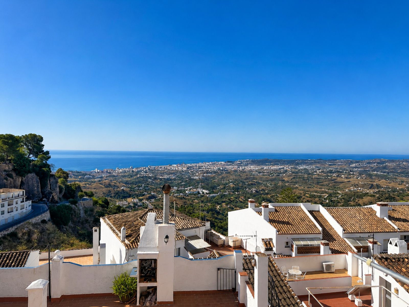5-bedroom Semi-Detached House in Mijas