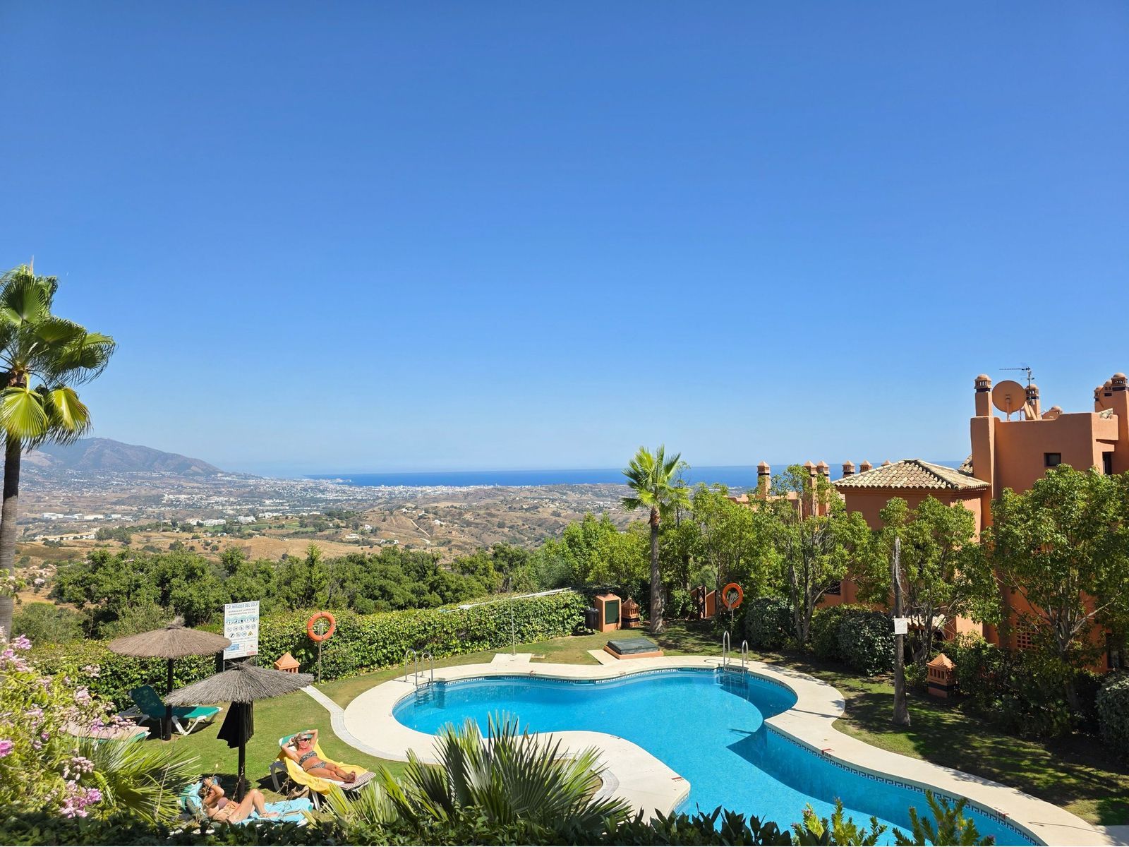 2-bedroom Ground Floor Apartment in La Mairena