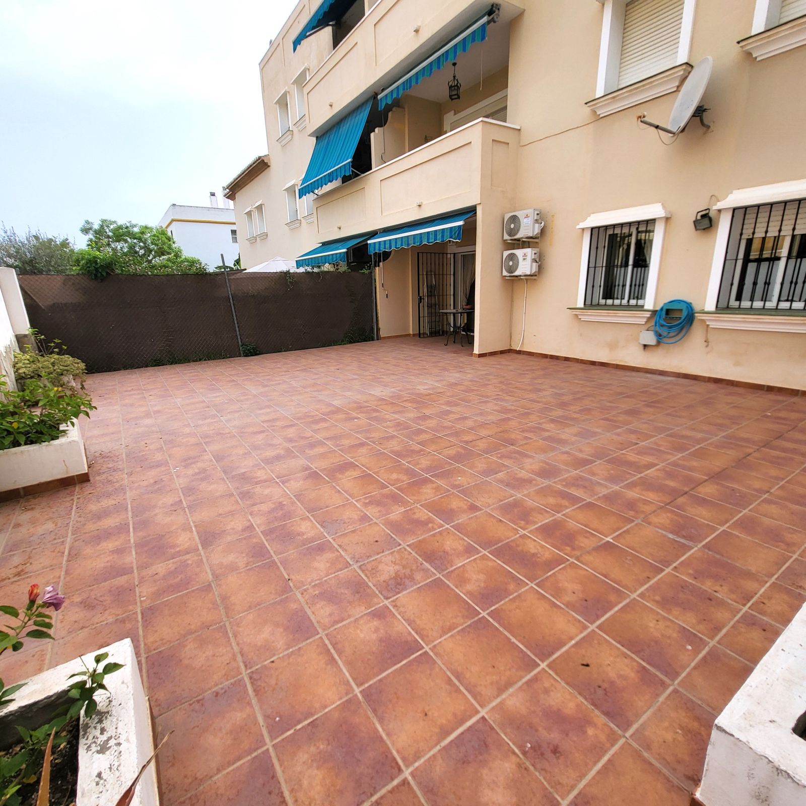 4-bedroom Ground Floor Apartment in Estepona
