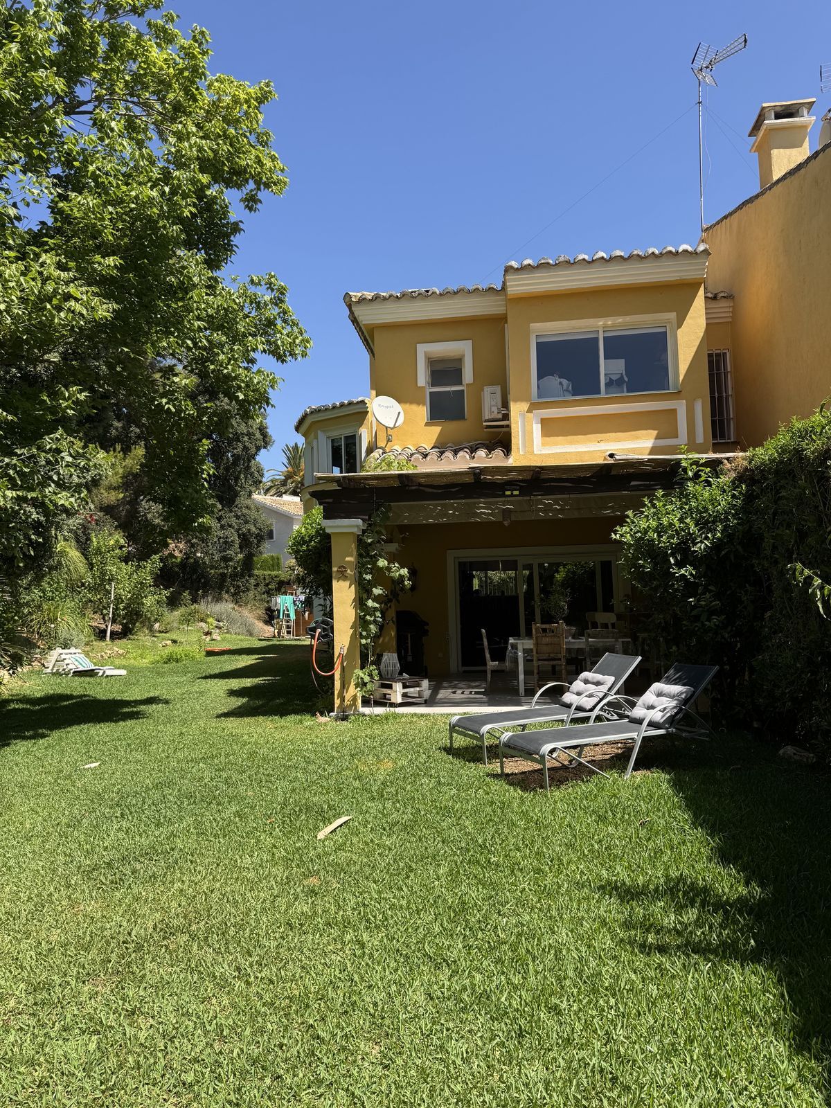 3-bedroom Semi-Detached House in Calahonda