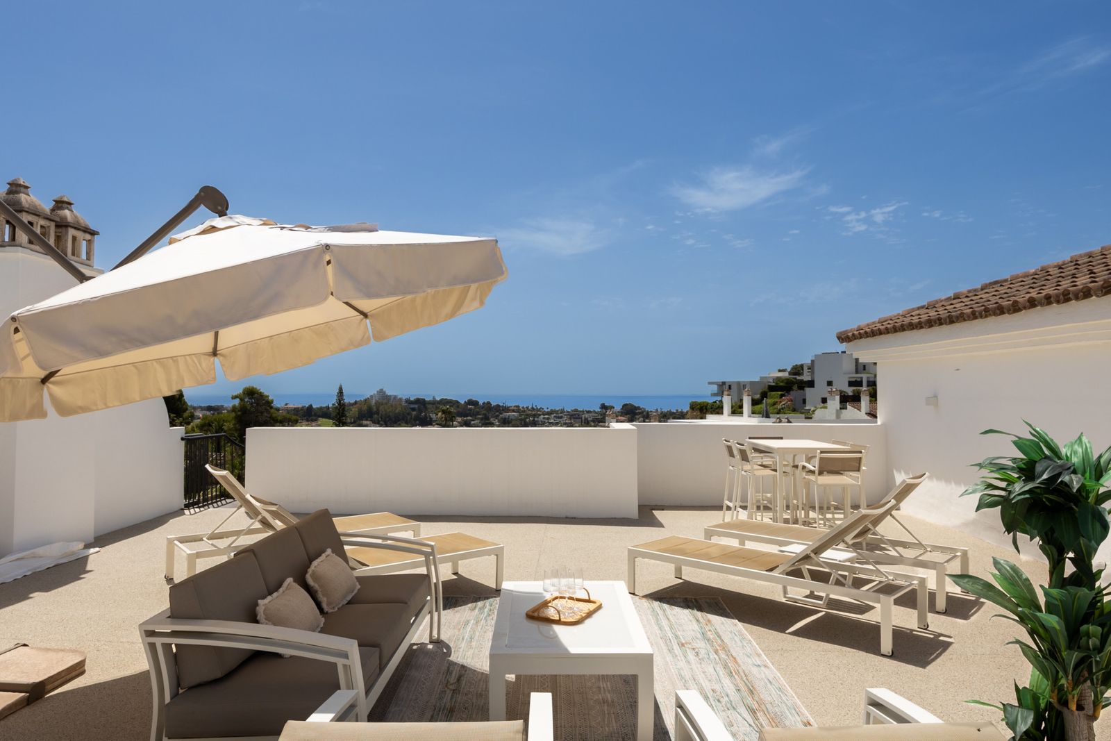 2-bedroom Penthouse in Benahavís