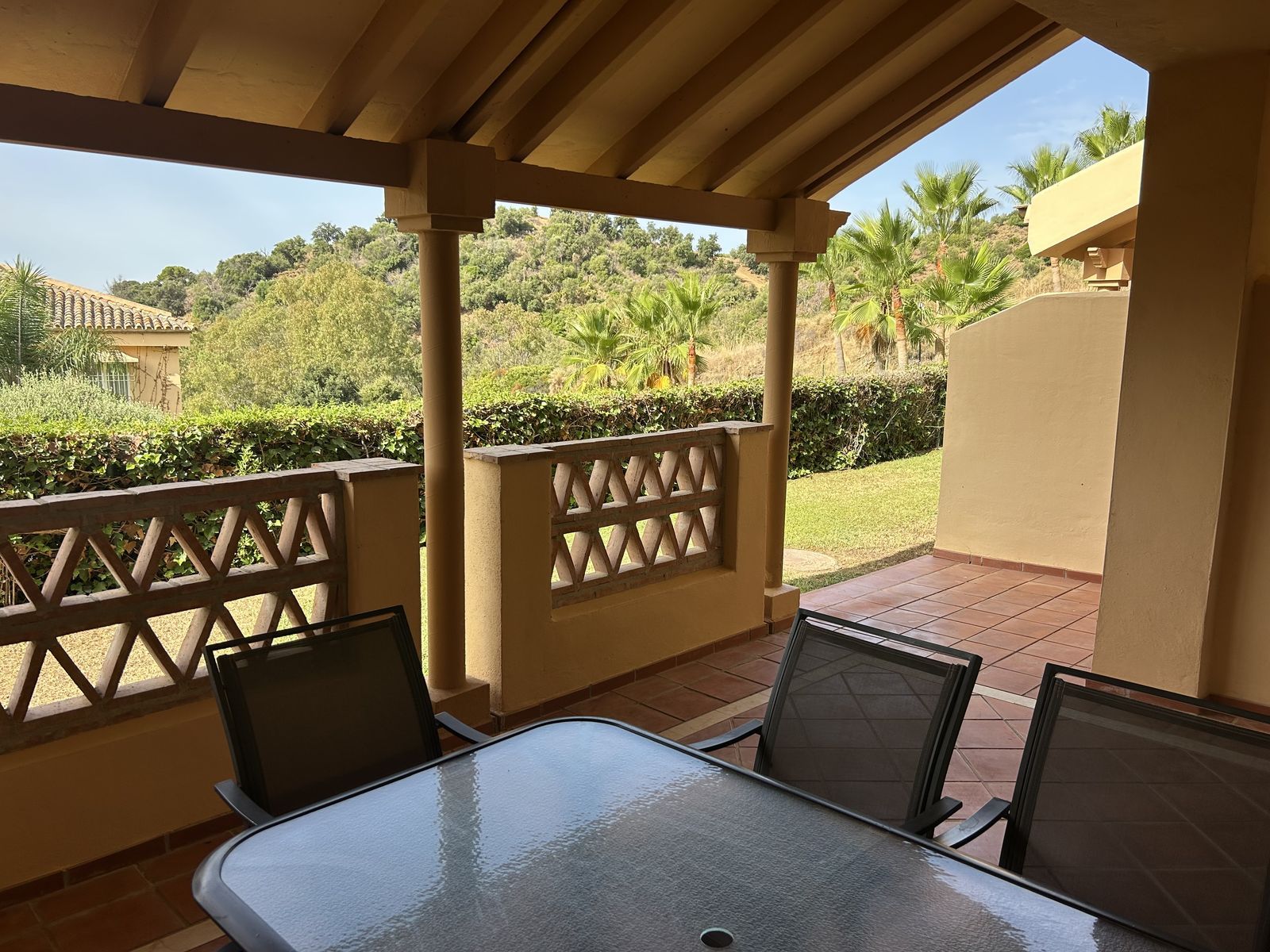 2-bedroom Ground Floor Apartment in Elviria