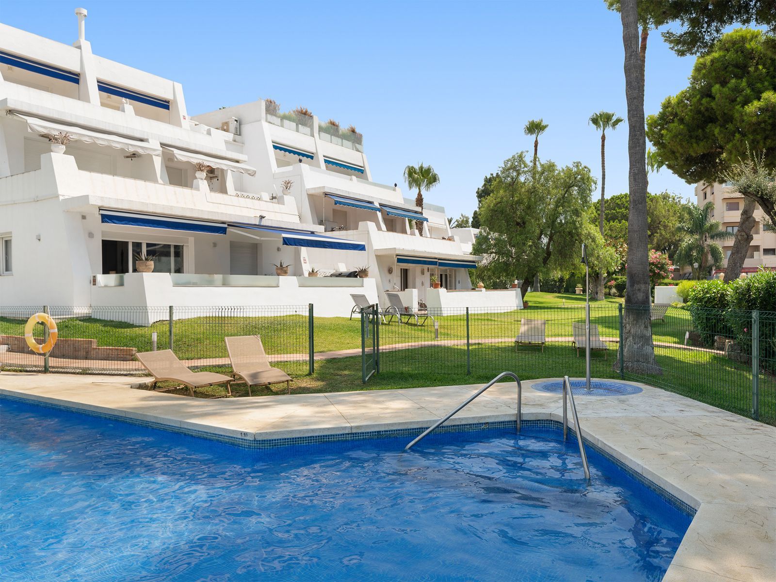 3-bedroom Ground Floor Apartment in Nueva Andalucia