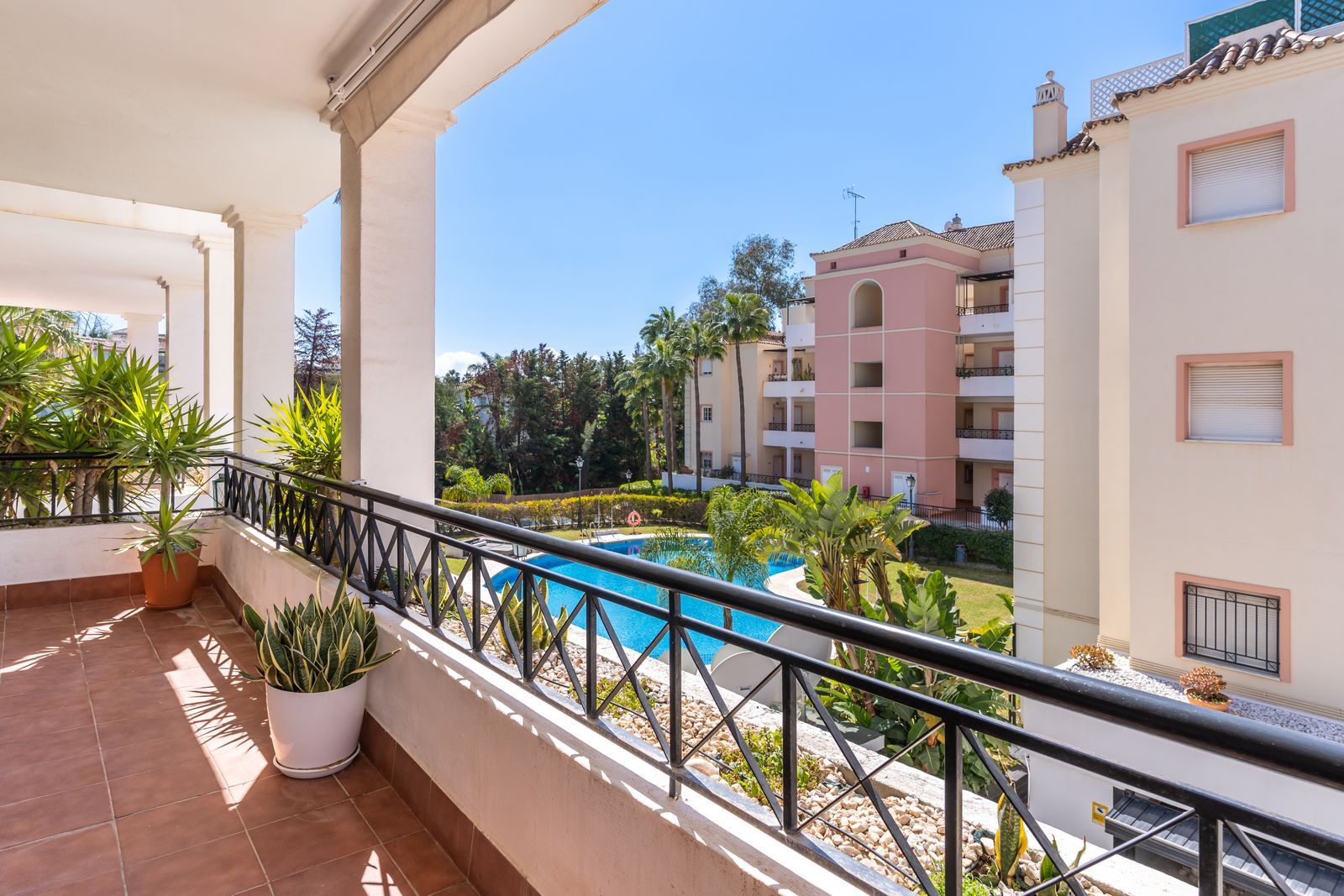 3-bedroom Apartment in Nueva Andalucia
