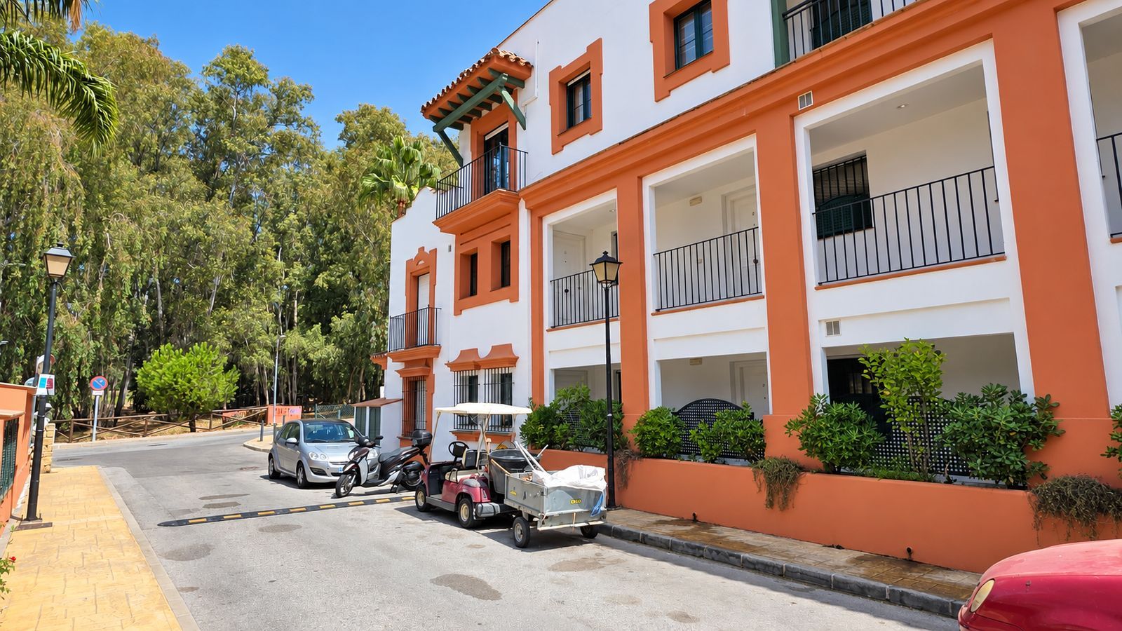 3-bedroom Apartment in Estepona