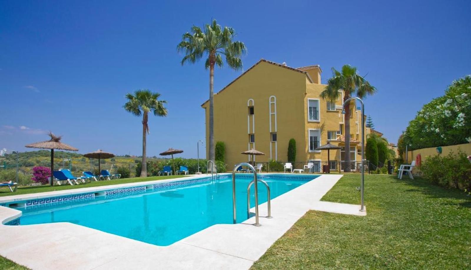 3-bedroom Penthouse Duplex in Bel Air