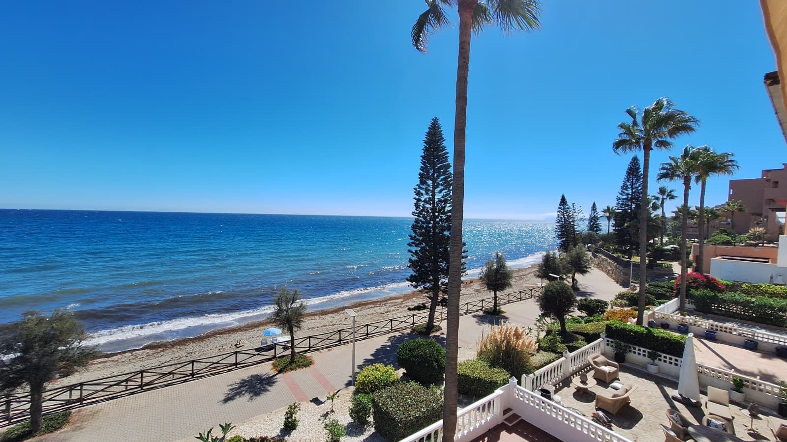 2-bedroom Apartment in Estepona
