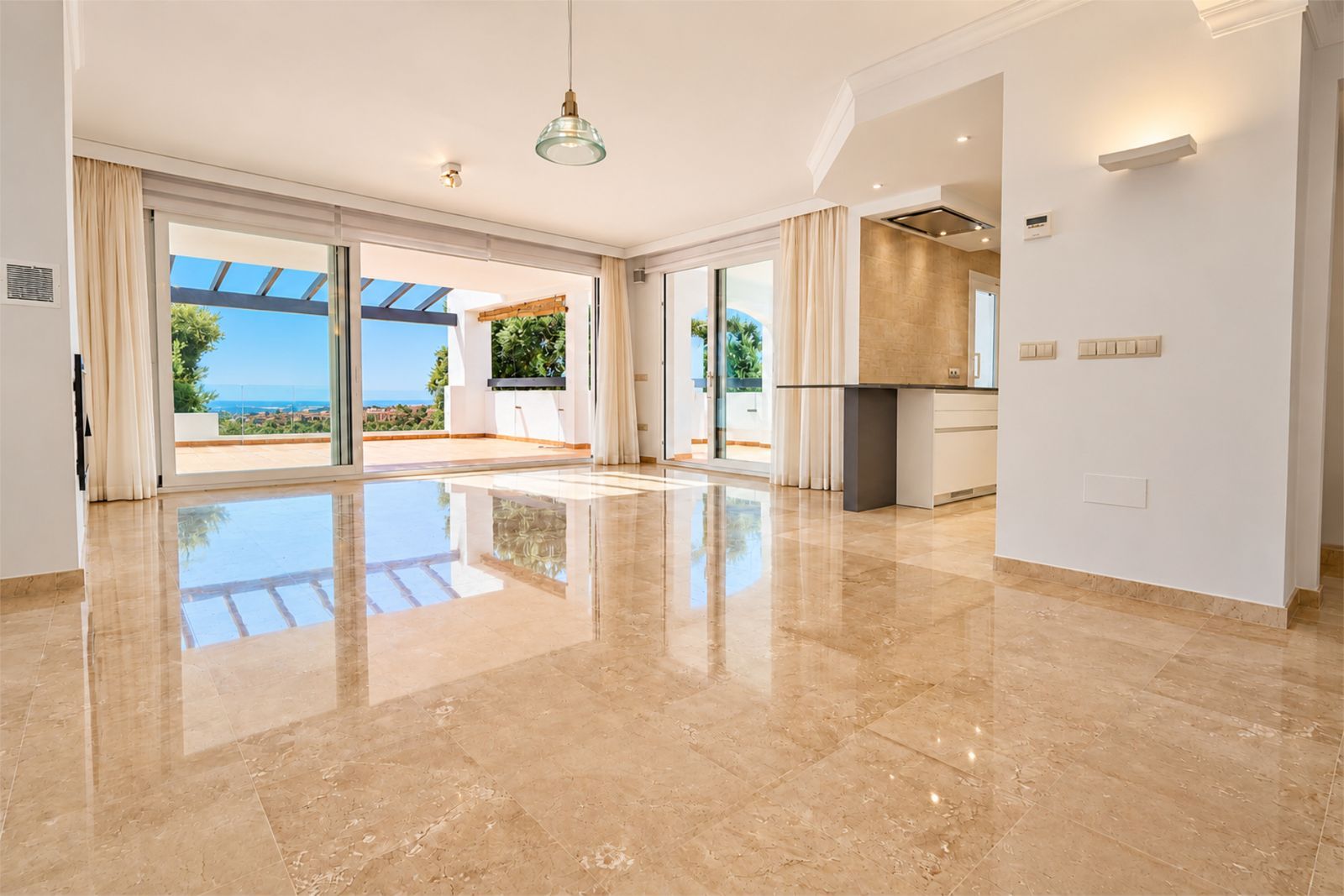 3-bedroom Apartment in La Mairena