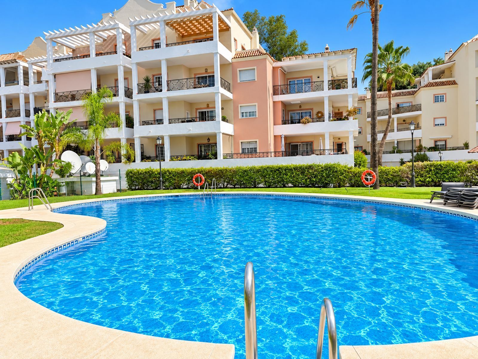 3-bedroom Apartment in Nueva Andalucia