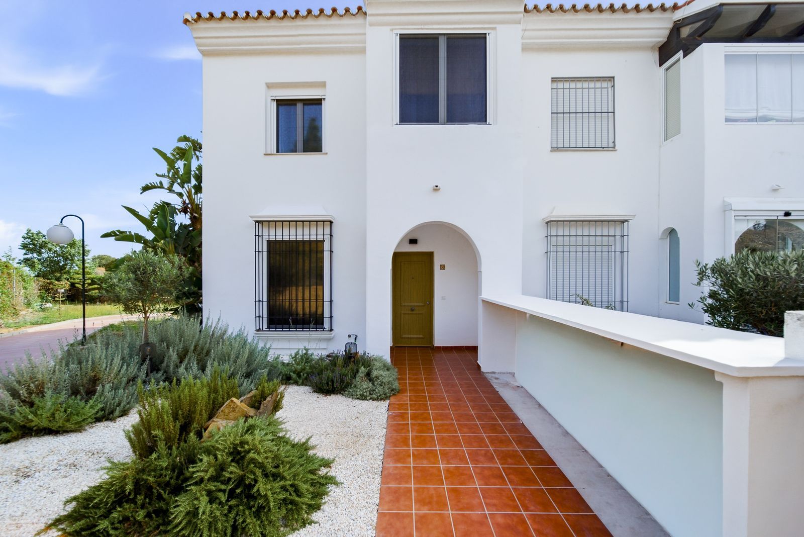 2-bedroom Townhouse in El Chaparral