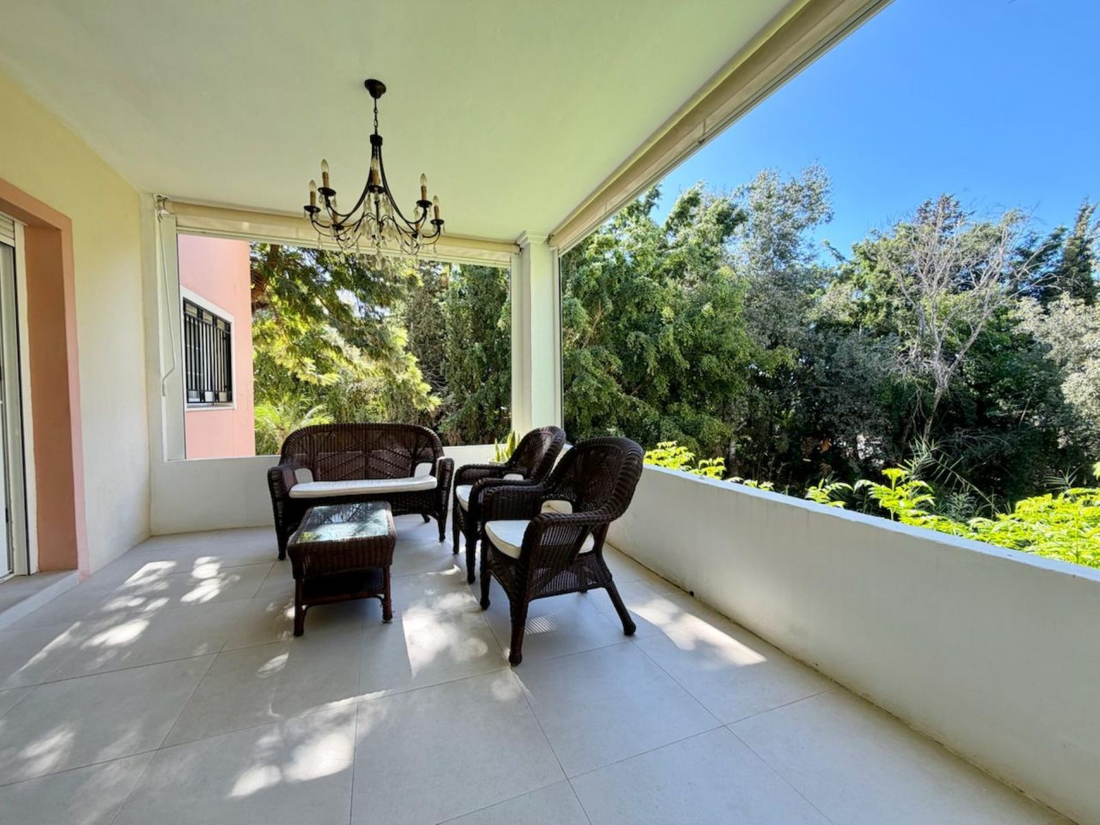2-bedroom Ground Floor Apartment in Nueva Andalucia