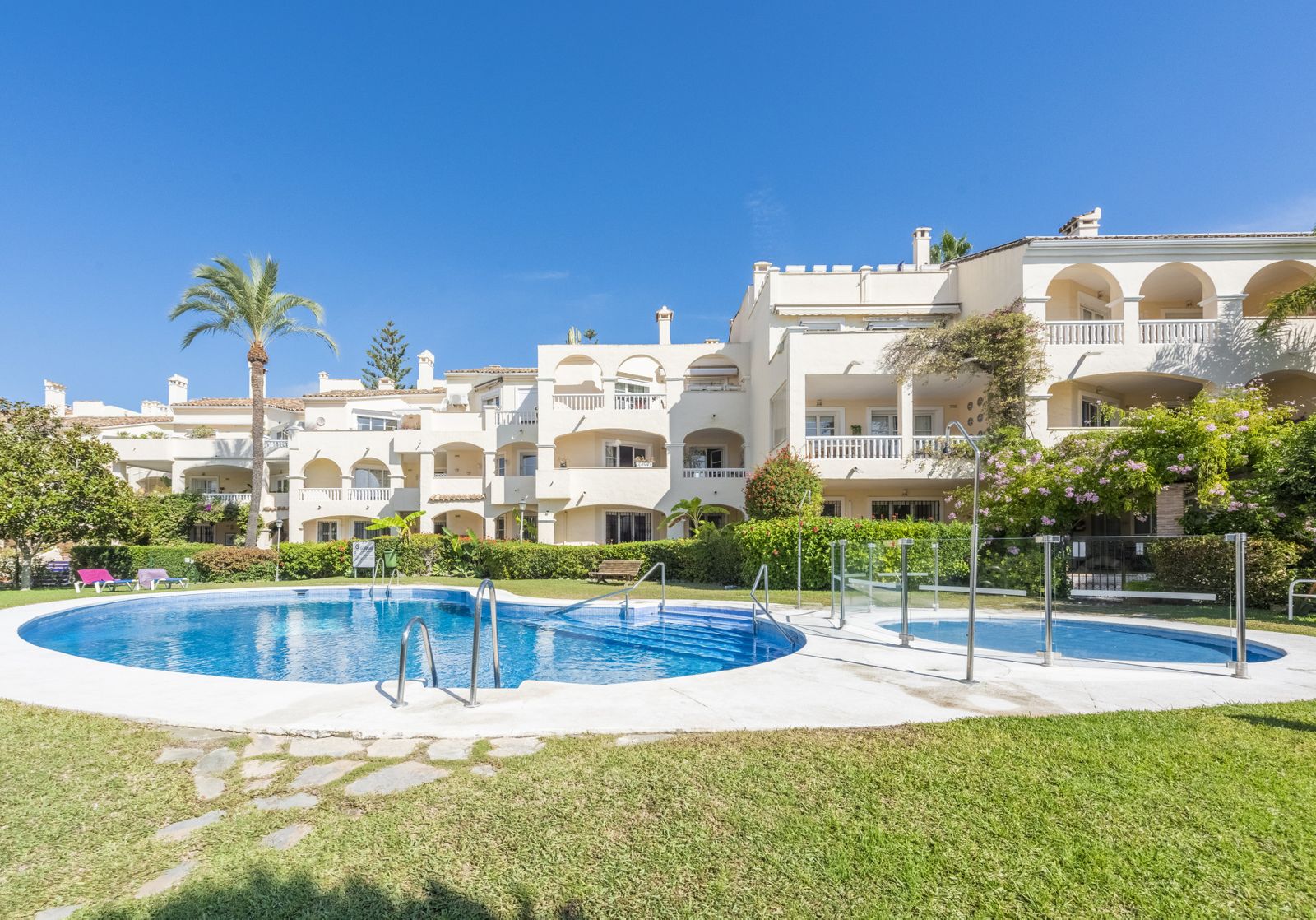 2-bedroom Apartment in Estepona