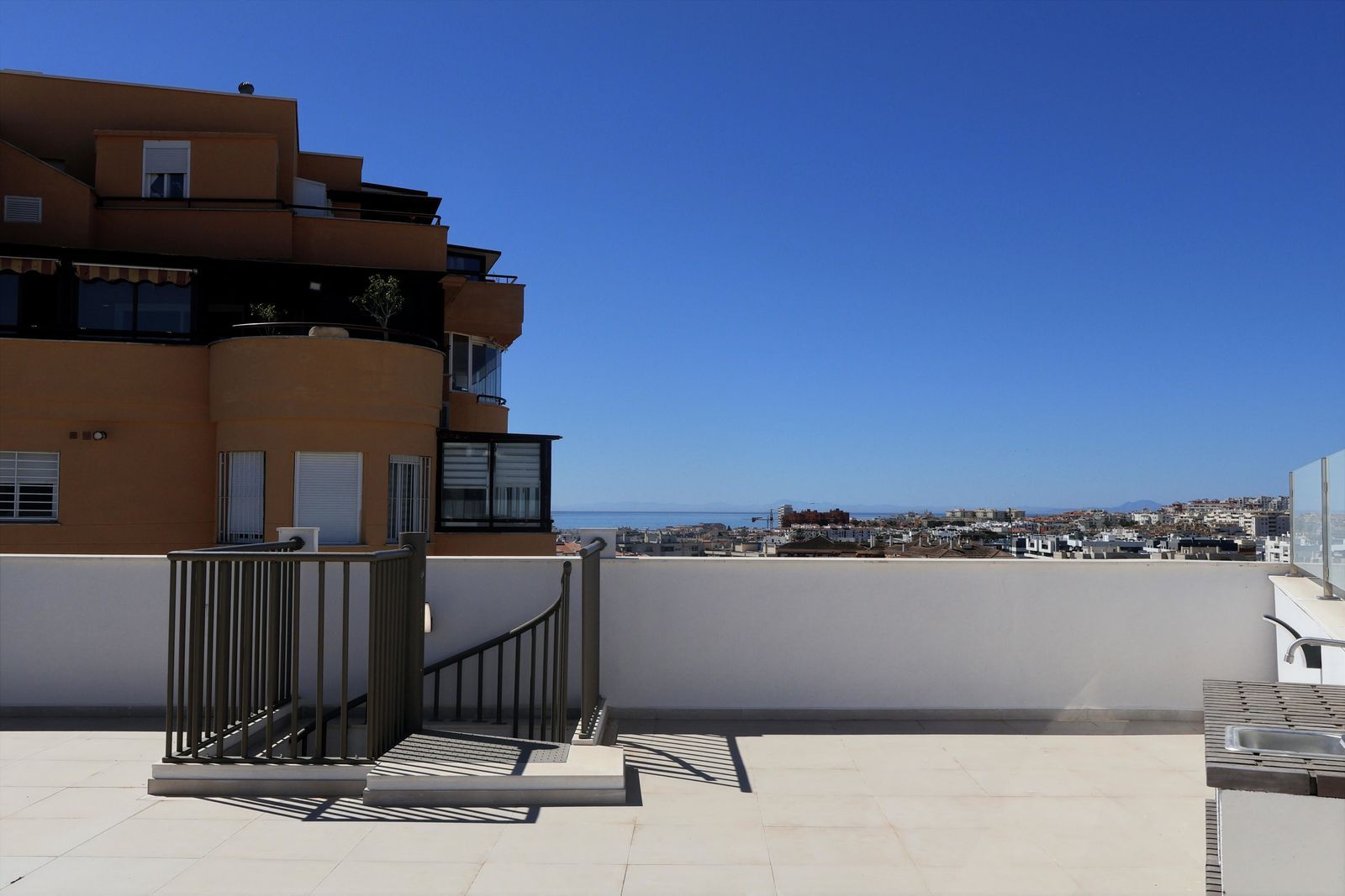 3-bedroom Penthouse in Estepona