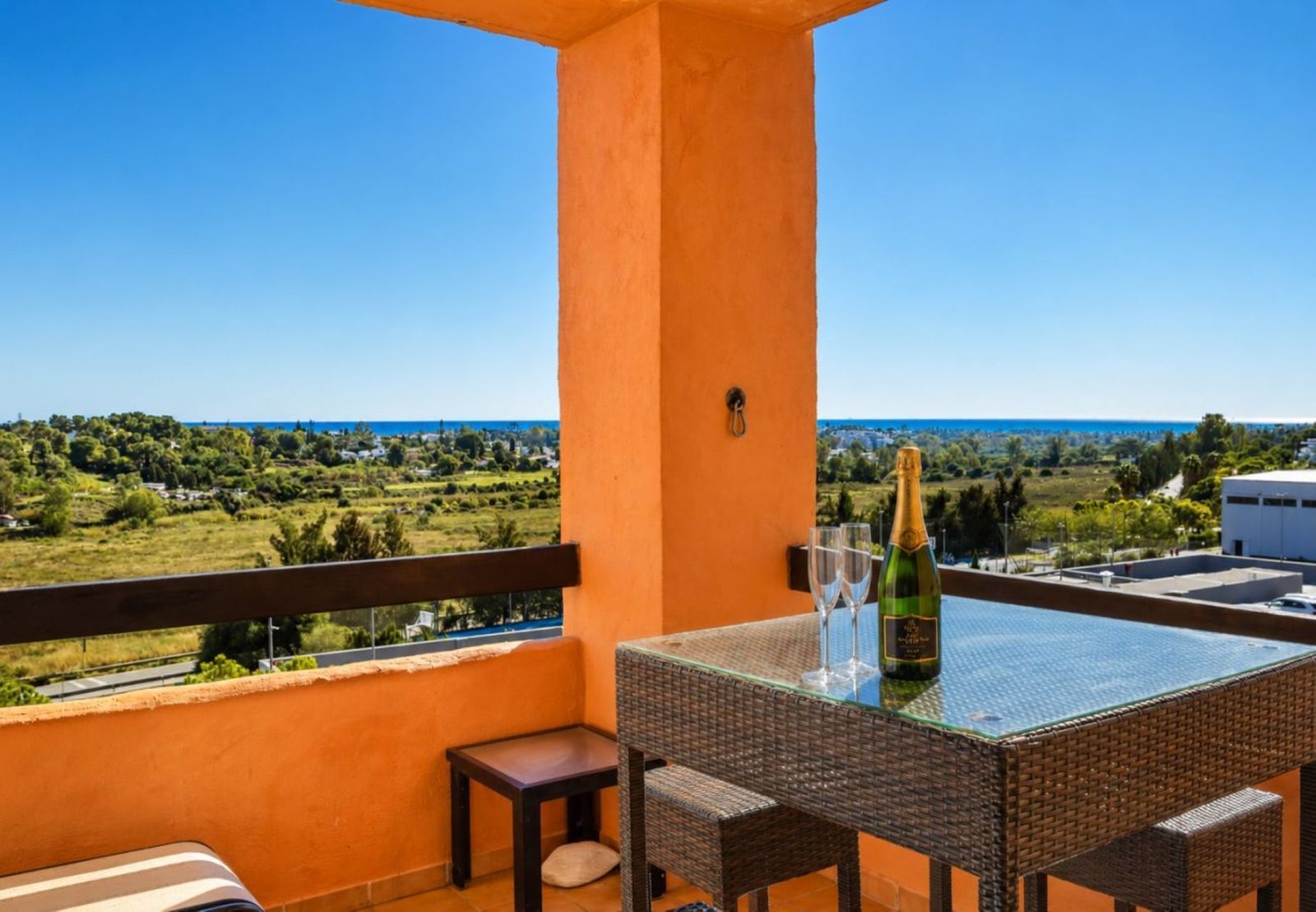 2-bedroom Apartment in Atalaya