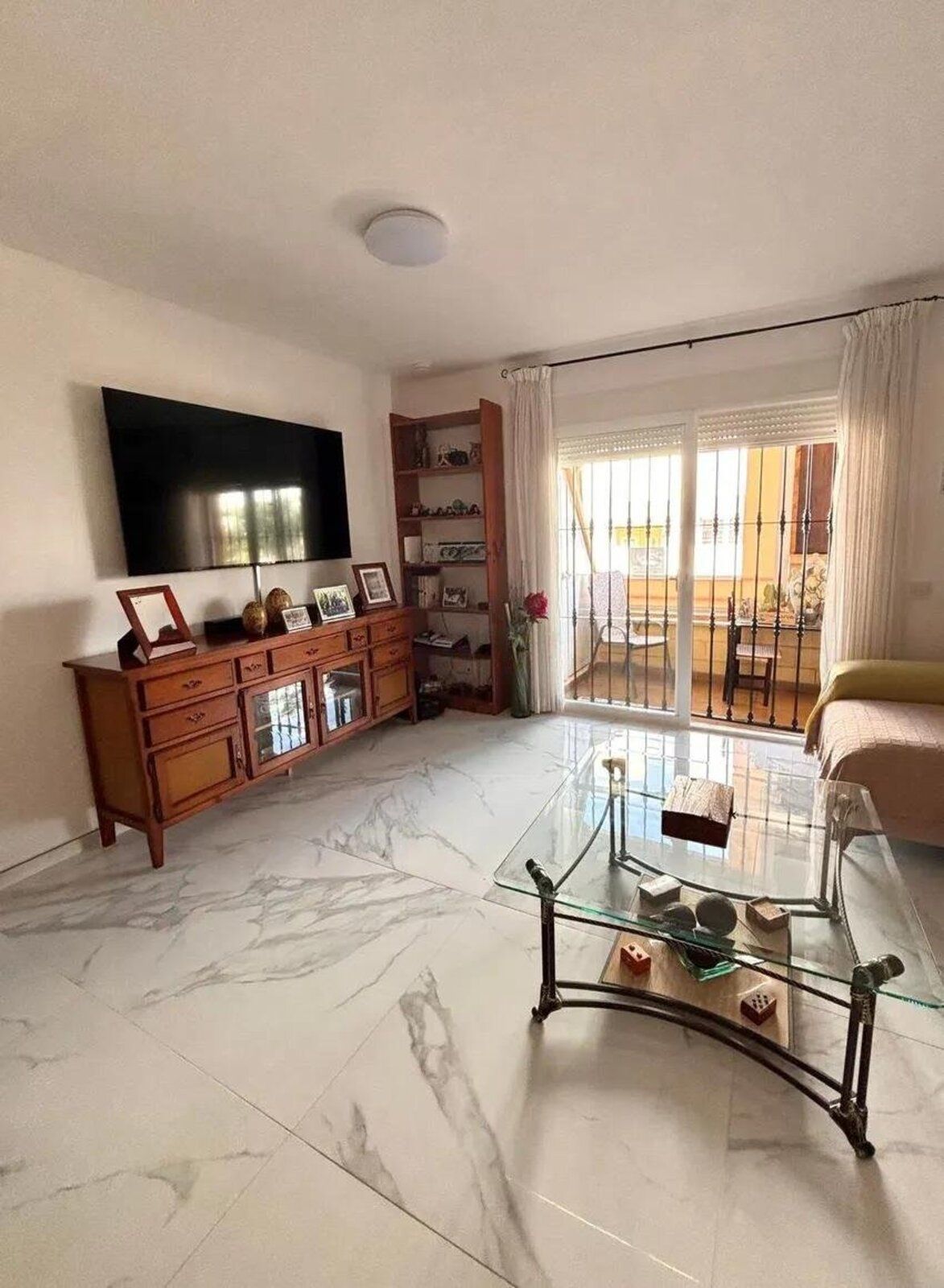 3-bedroom Ground Floor Apartment in Cancelada